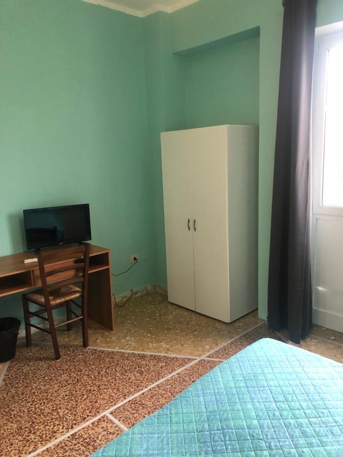 Leandro Bed * Florencia